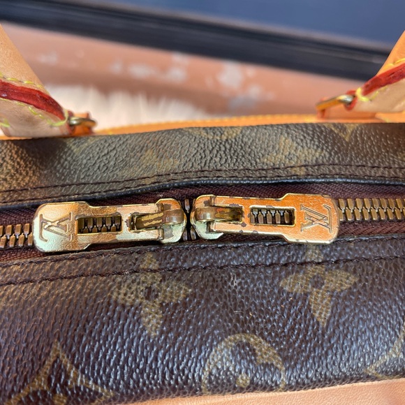 LOUIS VUITTON  monogram Boston handbag - Picture 13 of 16